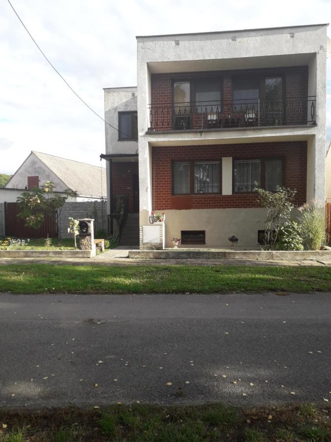 Ubytovani Anezka Lednice Exterior foto